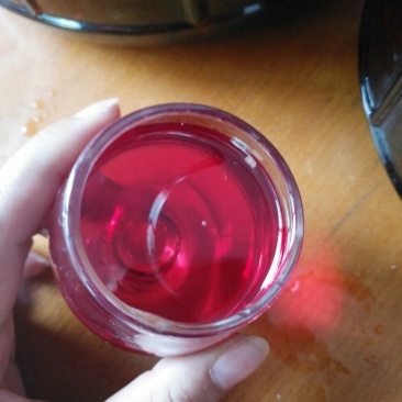 桑果酒，自家纯米酒酿制的桑葚酒