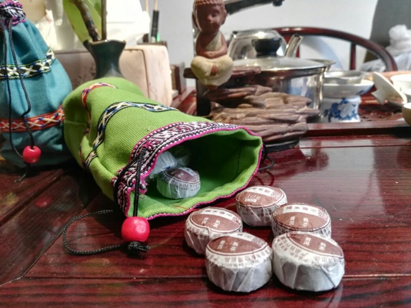 诚泰茶叶9.9元糯米香坨生熟茉莉花坨