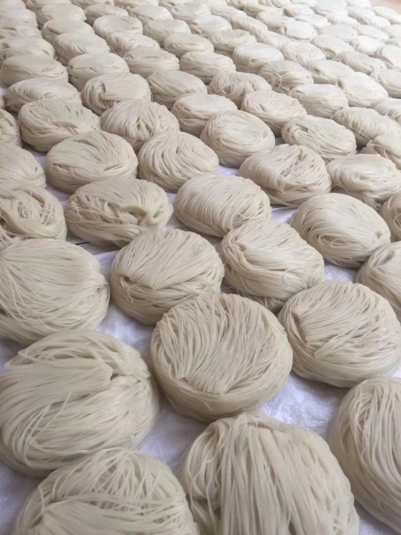 舌尖上的中国建水西门豆腐，正宗过桥米线