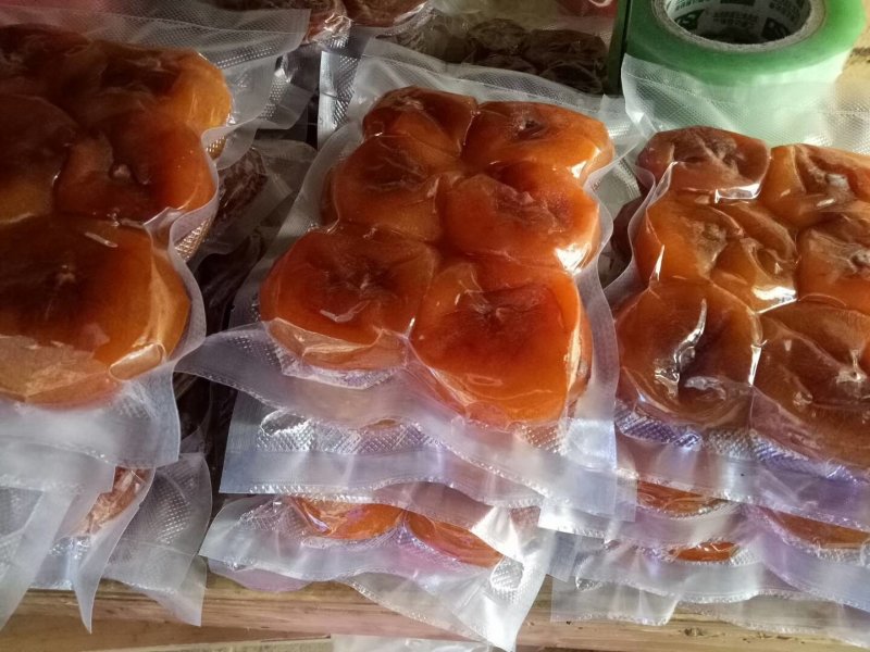 永定高山柿饼非常甜，健康日晒