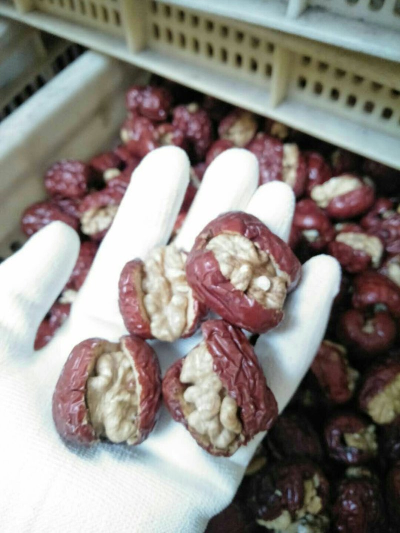 若羌灰枣枣夹核桃