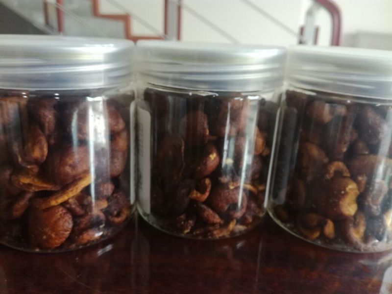 油鸡枞菌！黄牛肝菌！香菇酱！香菇脆！菌菌香酱！供应酒店批
