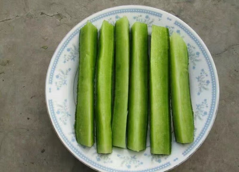 潍县青萝卜，无代办费，下地看货，青茬口感脆甜！
