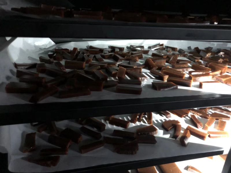 纯手工制作阿胶过程