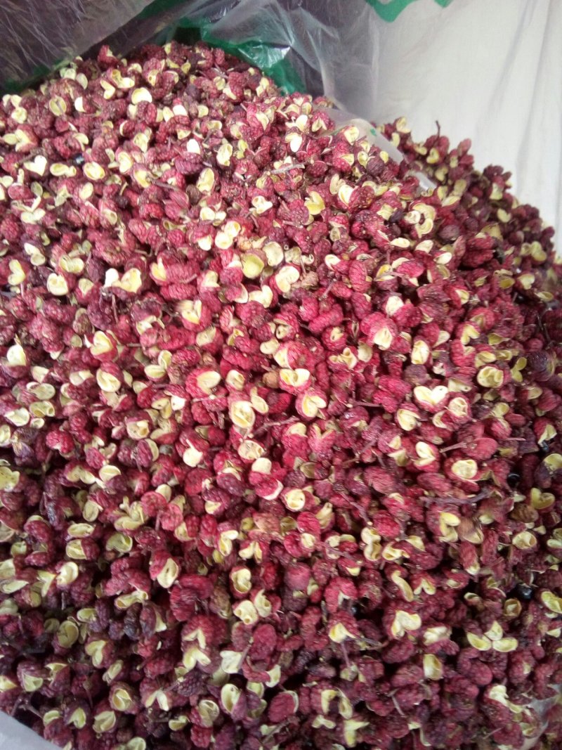 羊肚菌花椒仙桃