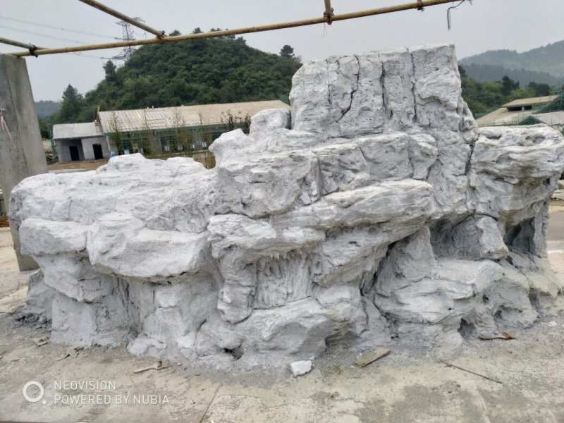 承包各种园林假山工程