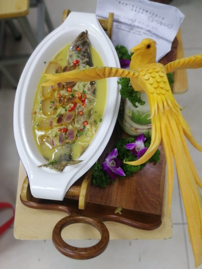 臭鳜鱼。300克至900克。精装。