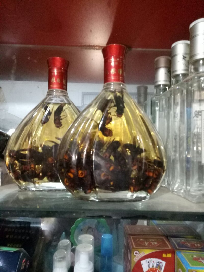 供应纯正土蜂蜜，土蜂酒，红娘蜂王，葫芦蜂王。长期支持技术