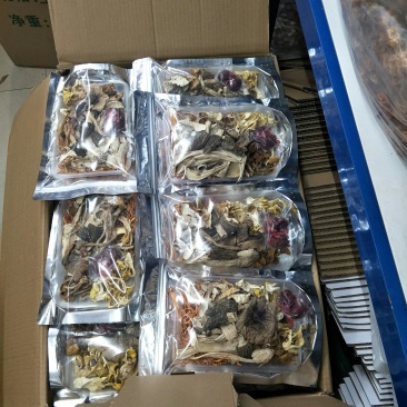 野生菌礼盒羊肚菌松茸菌支持一件代发