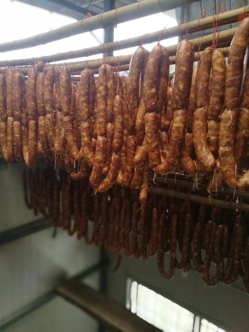 香肠，
