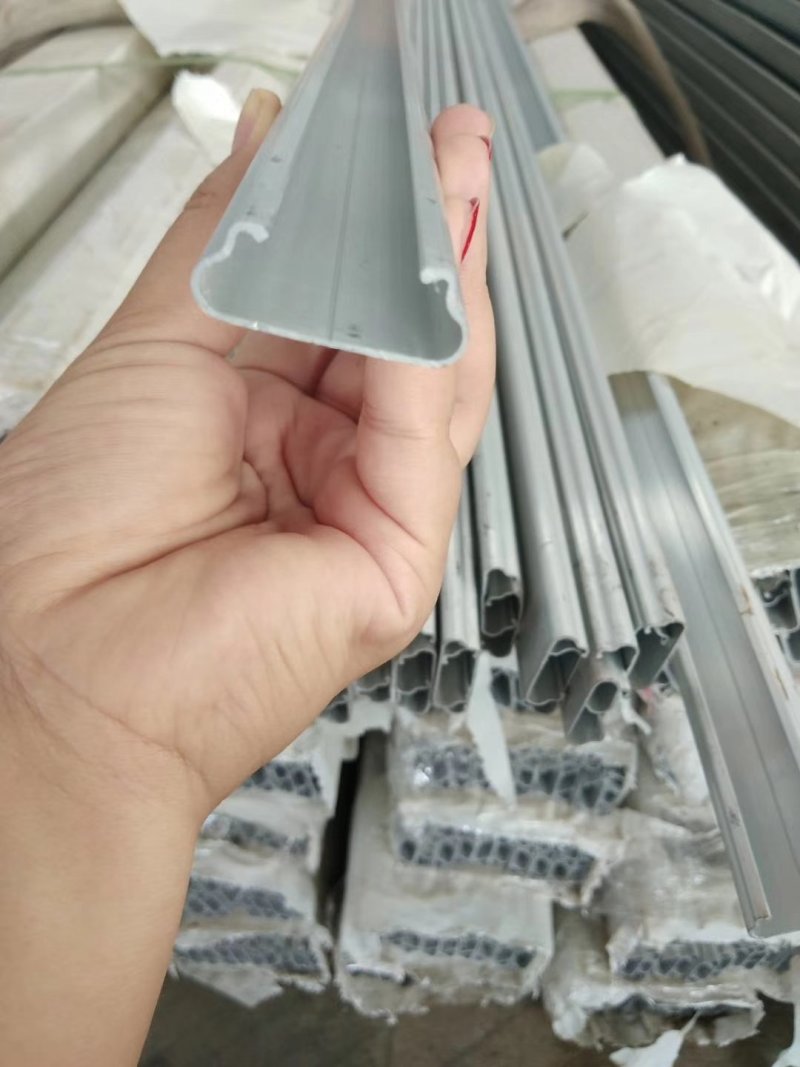 大棚配件铝合金卡槽1.0厚压膜槽燕尾槽压条子卡膜槽专卖