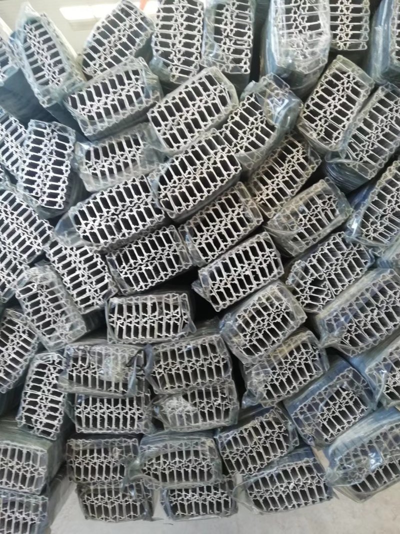 大棚配件铝合金卡槽1.0厚压膜槽燕尾槽压条子卡膜槽专卖
