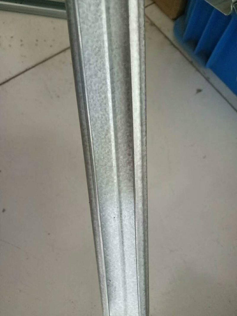 大棚配件镀铝锌卡槽07mm10元/套压膜槽