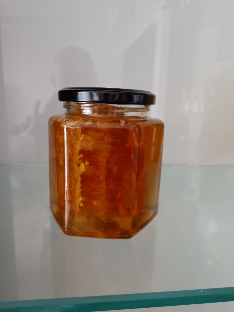 玻璃瓶装500克荆条蜂巢蜜