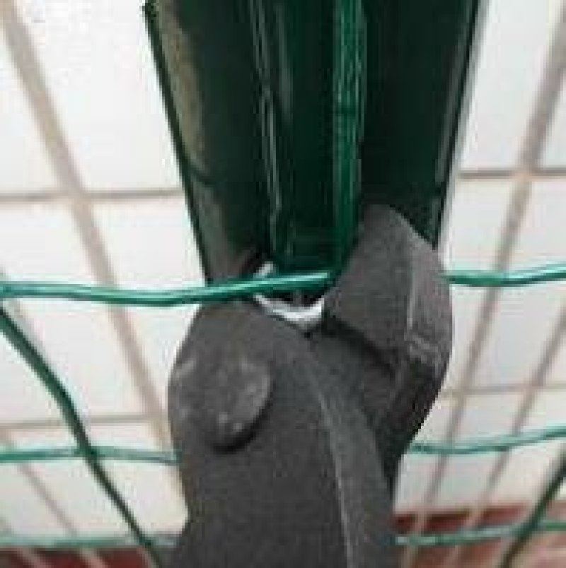 厂家直销荷兰网护栏网养殖防护网