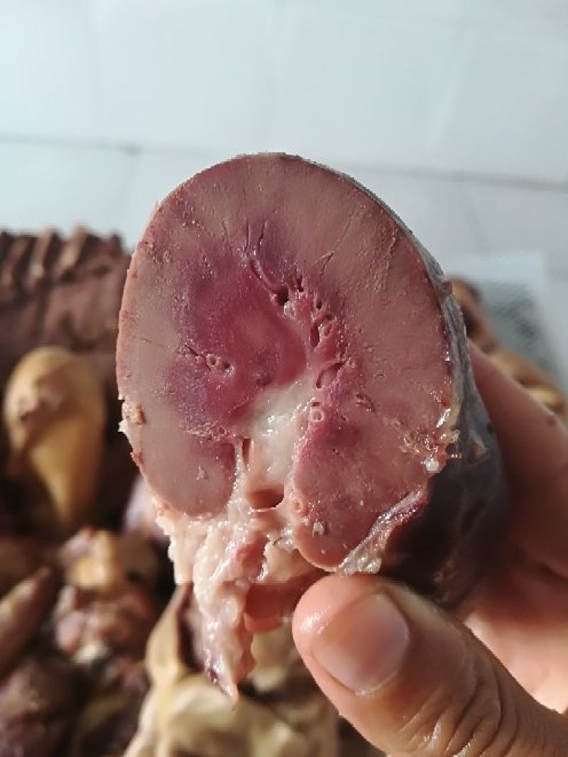 “天上龙肉，地下驴肉”