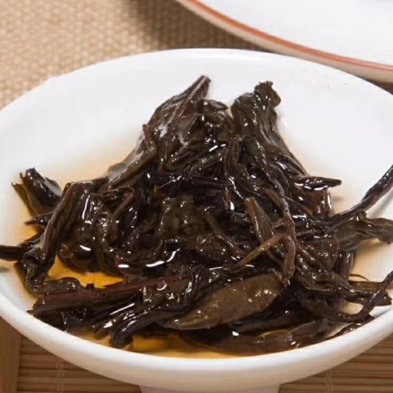 普洱茶357克1个老班章（生茶）