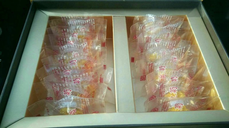 红茶，菊花