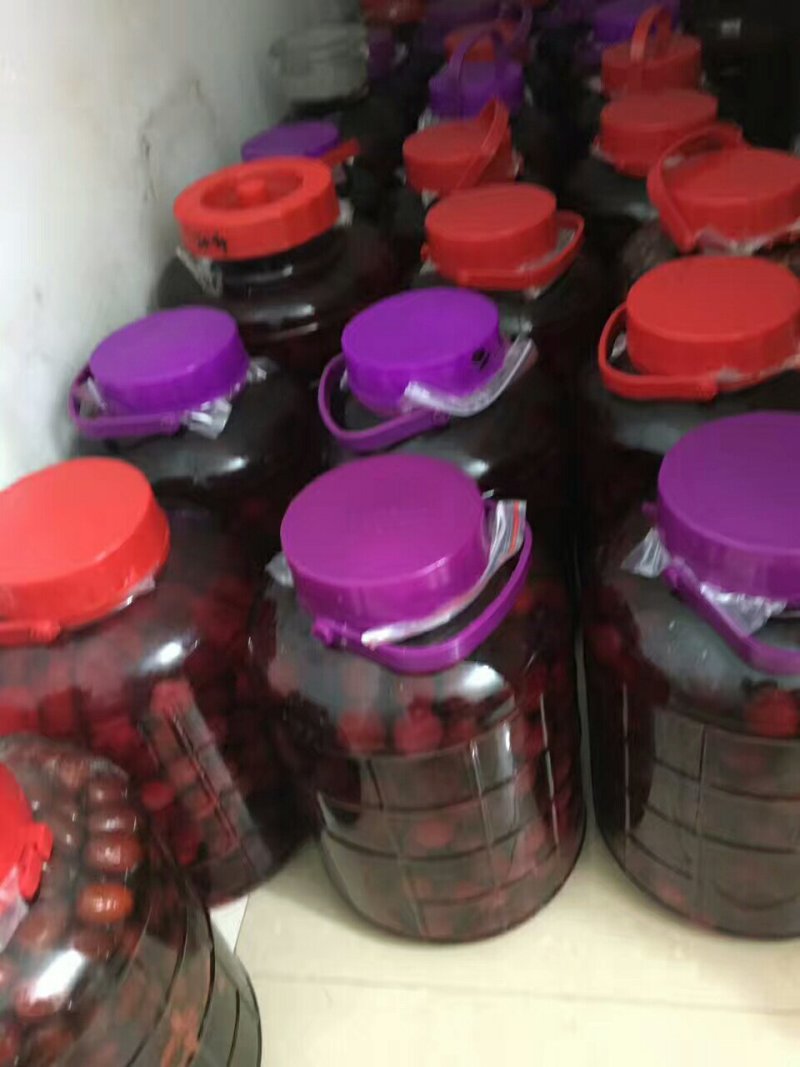 自家泡制杨梅酒