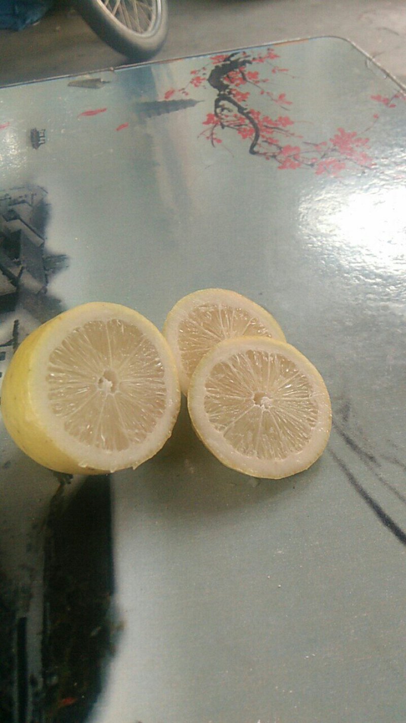 自家果园现摘广东香水柠檬，每件5斤，包邮