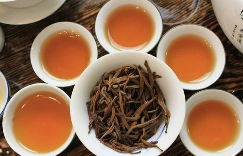 百花吟云南滇红茶浓香型凤庆古树红茶特级蜜香金芽大金