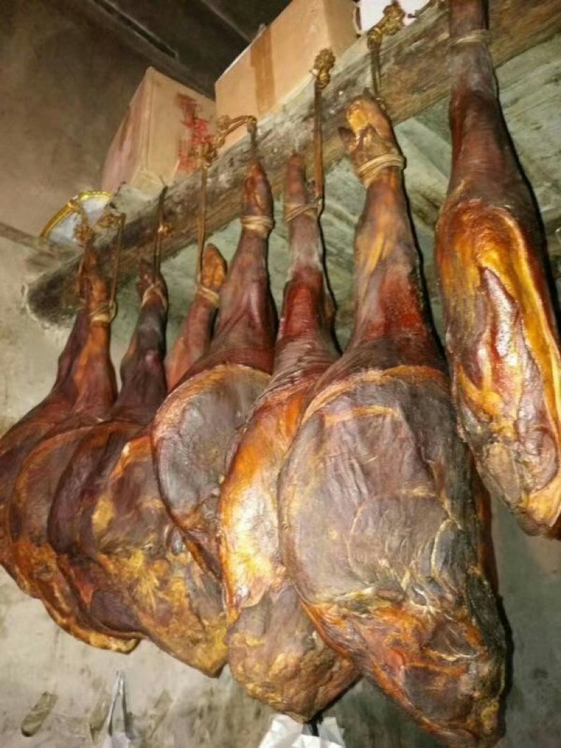 湘西纯手工烟熏腊肉