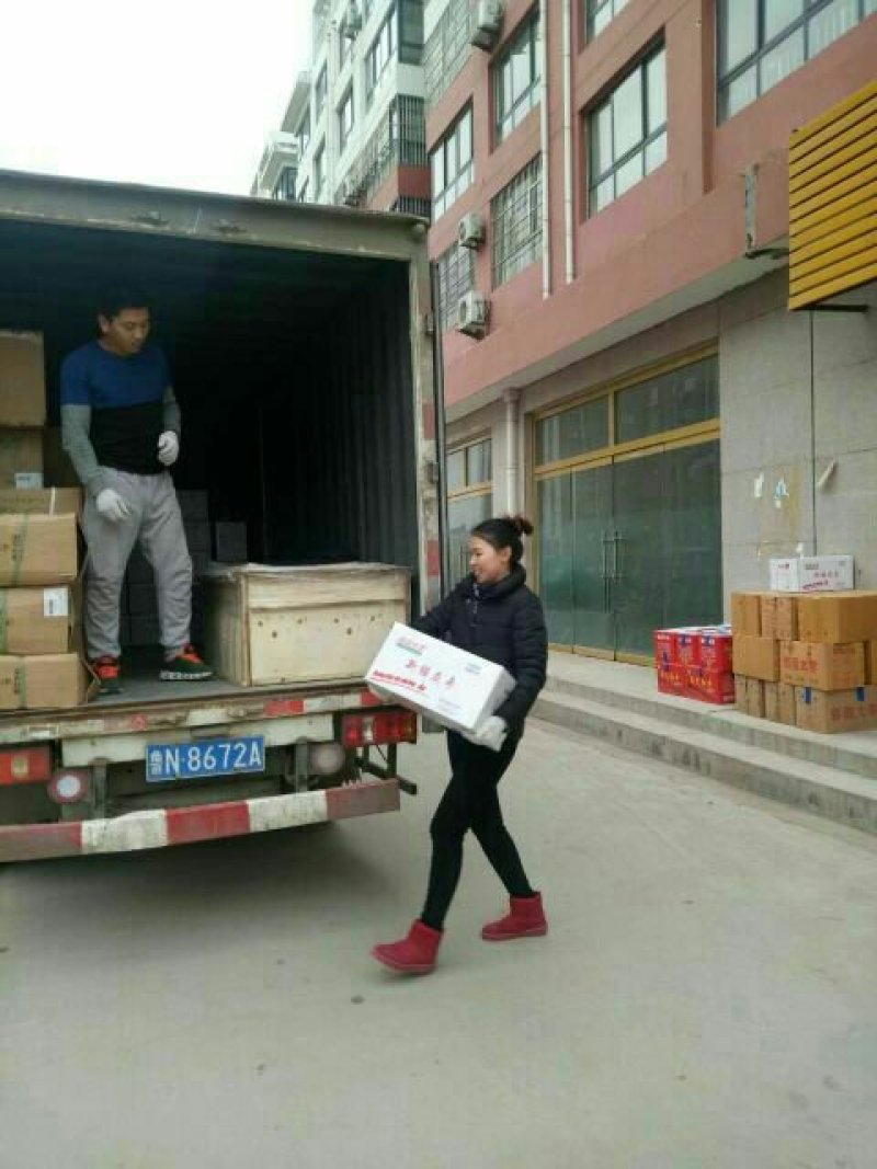 新疆红枣厂家直供一手货源大量批发，货源充足