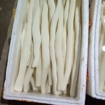 精品去皮山药，带皮小白嘴