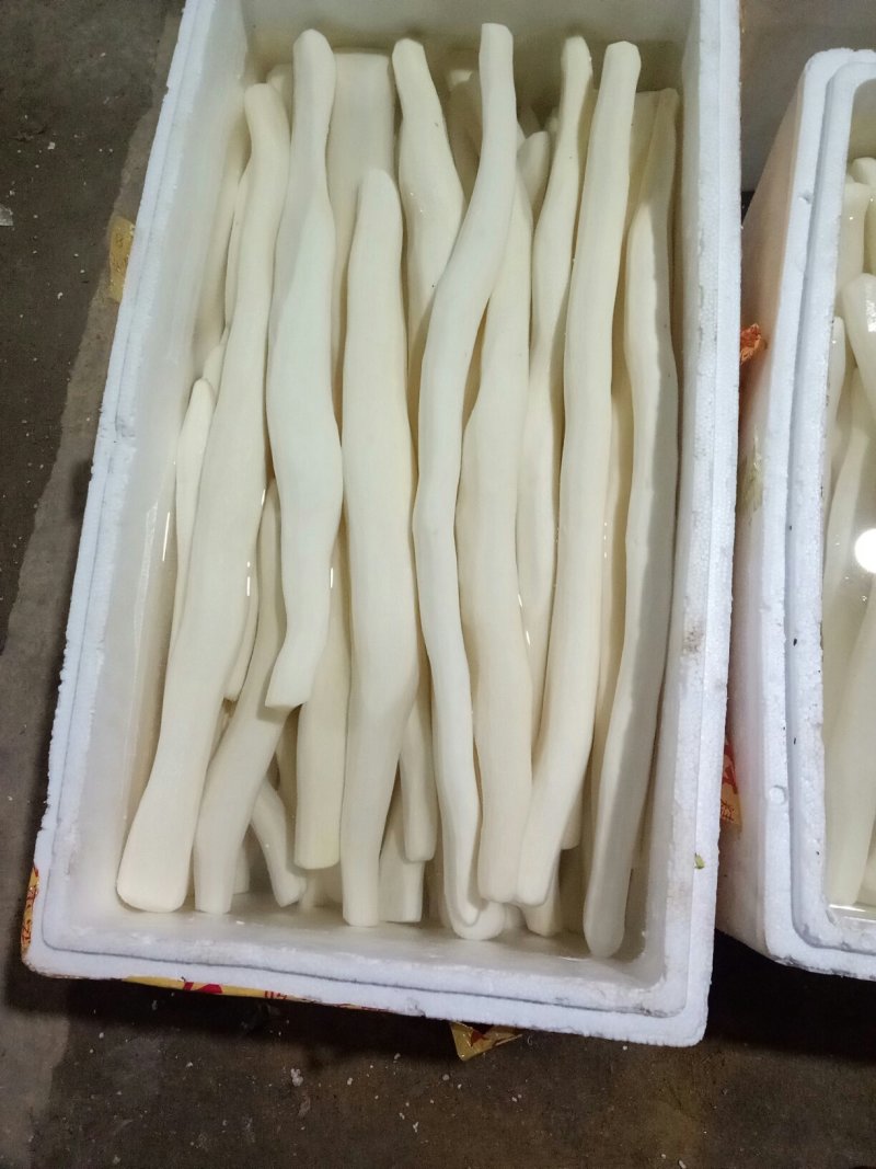 精品去皮山药，带皮小白嘴