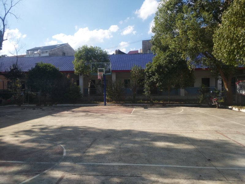 二仟多亩土地流转用地，有方山，农田，土地合作开发一
