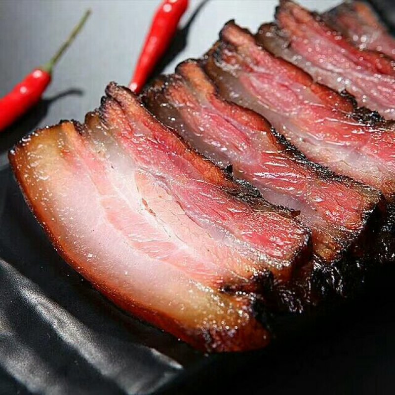 腊肉，香肠，腊排骨，腊猪脚，手撕鸭，一年四季批发零售！