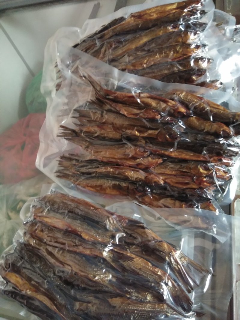 火焙鱼，野生鱼，传统工艺焙制。