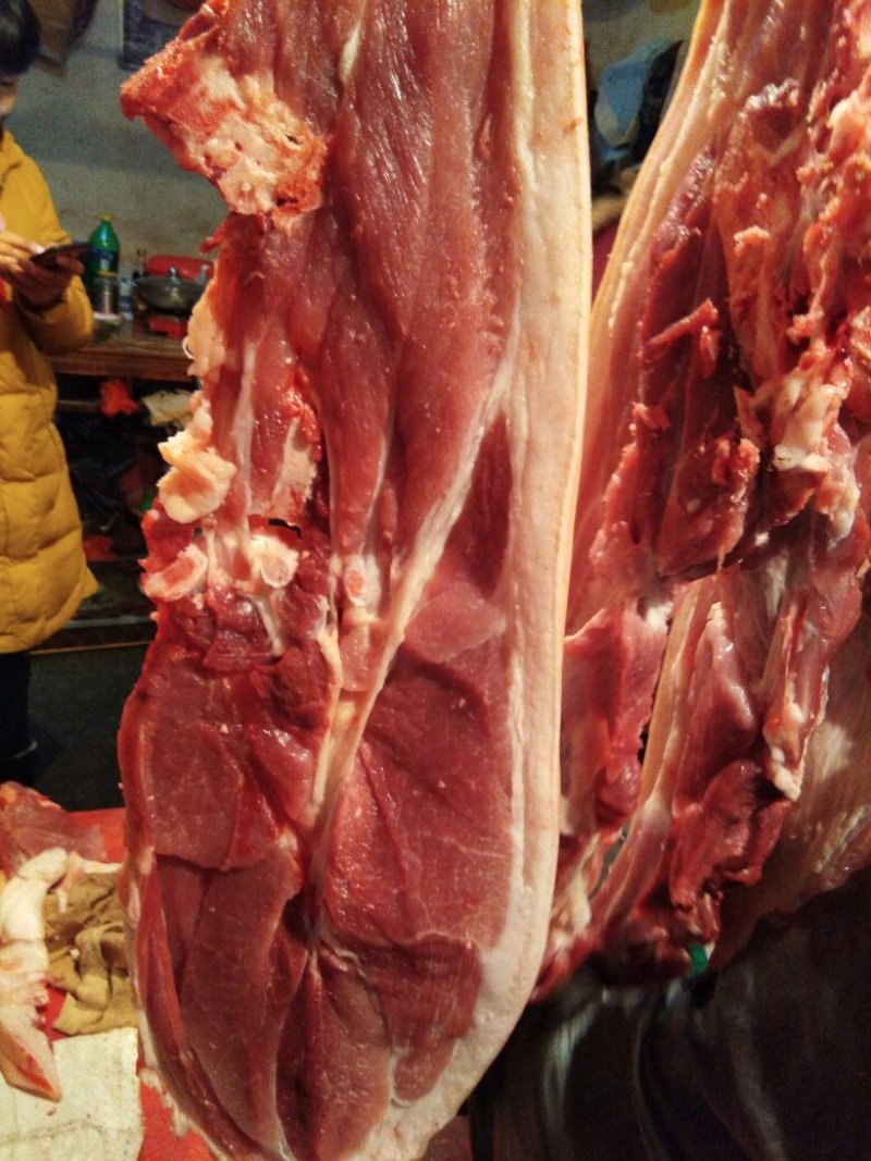 农村自养黑毛土猪肉腊肉