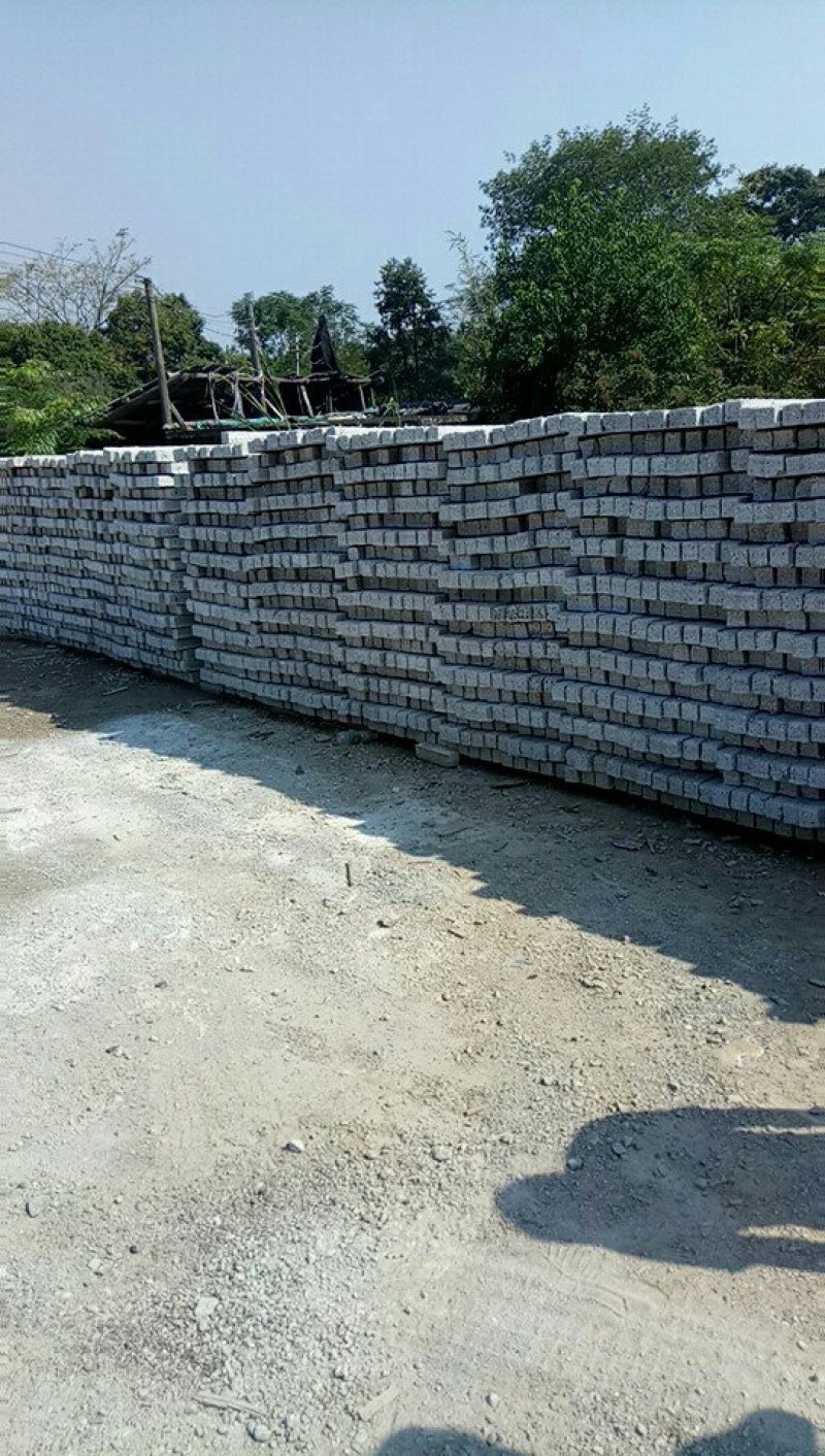 水泥立柱规格可以定制专业搭建葡萄避雨棚！八月瓜架子