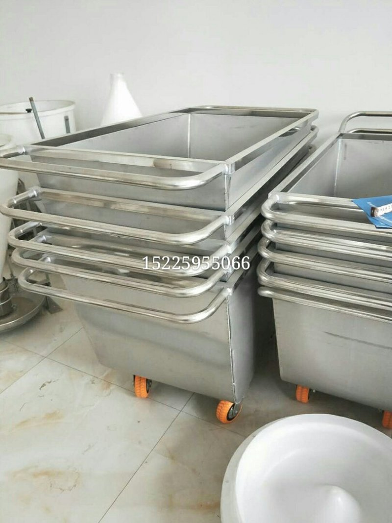 喂料车不锈钢的，大小各种各样型号的