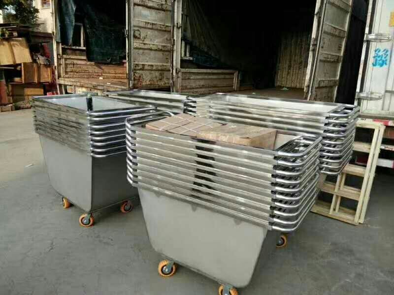 喂料车不锈钢的，大小各种各样型号的