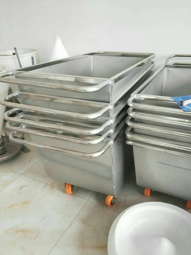 喂料车不锈钢的，大小各种各样型号的
