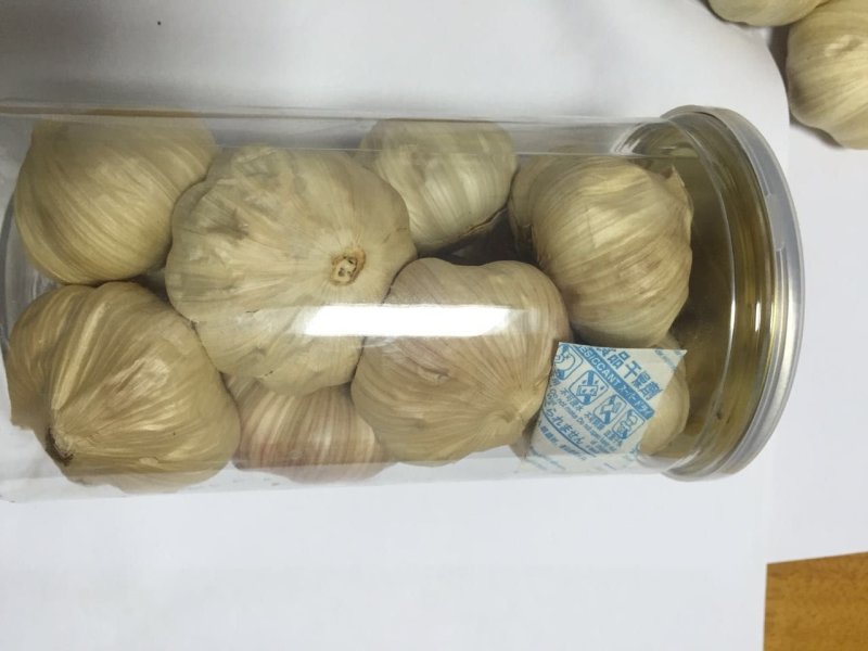 黑蒜罐装多瓣黑蒜产地发货可贴牌加工