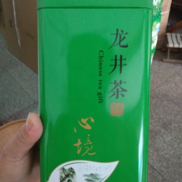 【拍品名称】龙井茶【拍品重量】500克【拍品介绍】龙