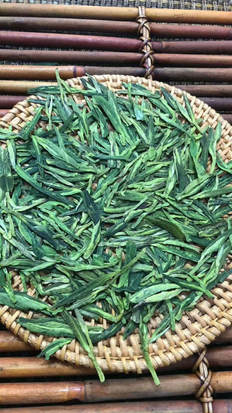 【拍品名称】龙井茶【拍品重量】500克【拍品介绍】龙