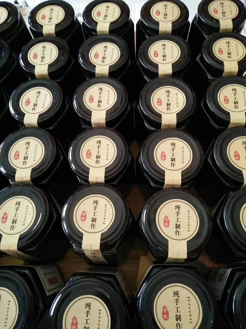 砀山秋梨膏，农家手工制作，几百年前的工艺，老少皆宜，止咳