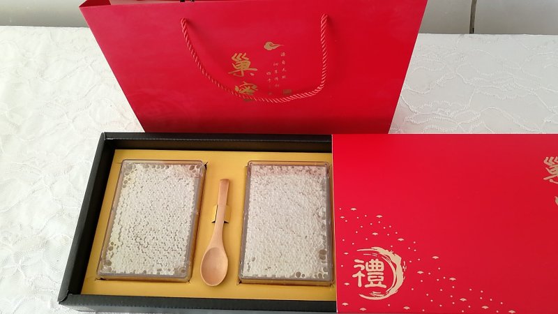 嚼着吃的老蜂巢蜜假一陪十