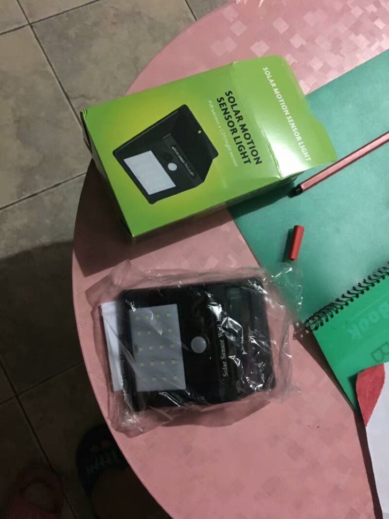 太阳能灯户外家用庭院灯超亮壁灯防水人体感应led农村太阳