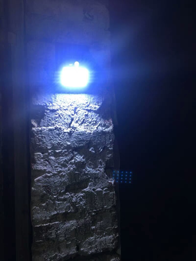 太阳能灯户外家用庭院灯超亮壁灯防水人体感应led农村太阳