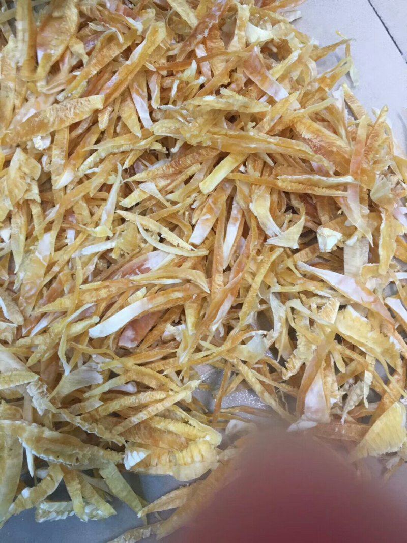 鱼翅边，无骨，满满的皮和肉