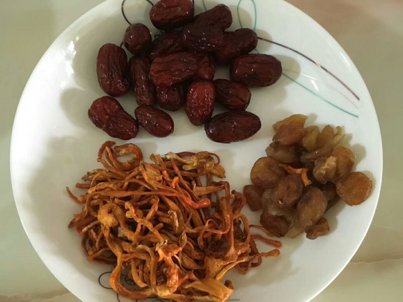 鱼翅边，无骨，满满的皮和肉