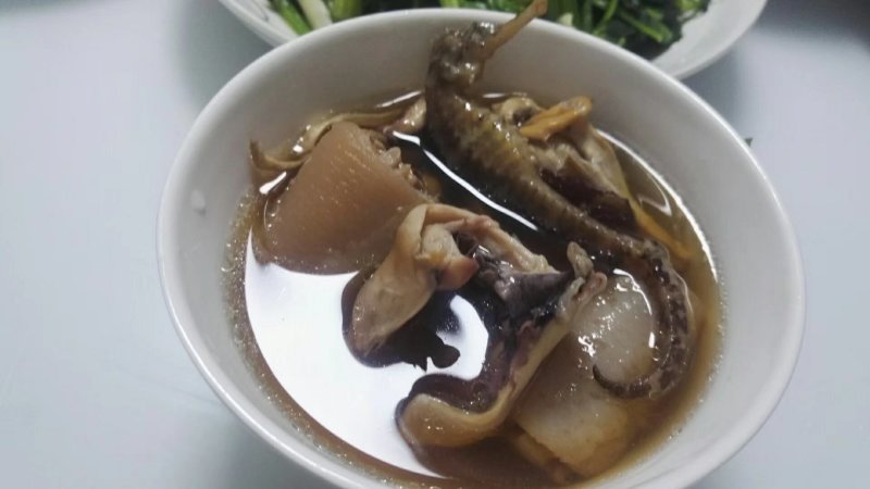 九节虾干，小管枣，海马君，鱼胶