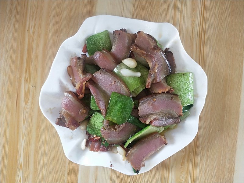 后腿腊肉散装南漳特产熏肉烟熏腊肉