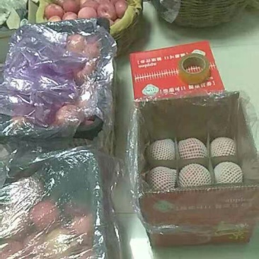 高原红富士苹果皮薄肉厚脆甜可口