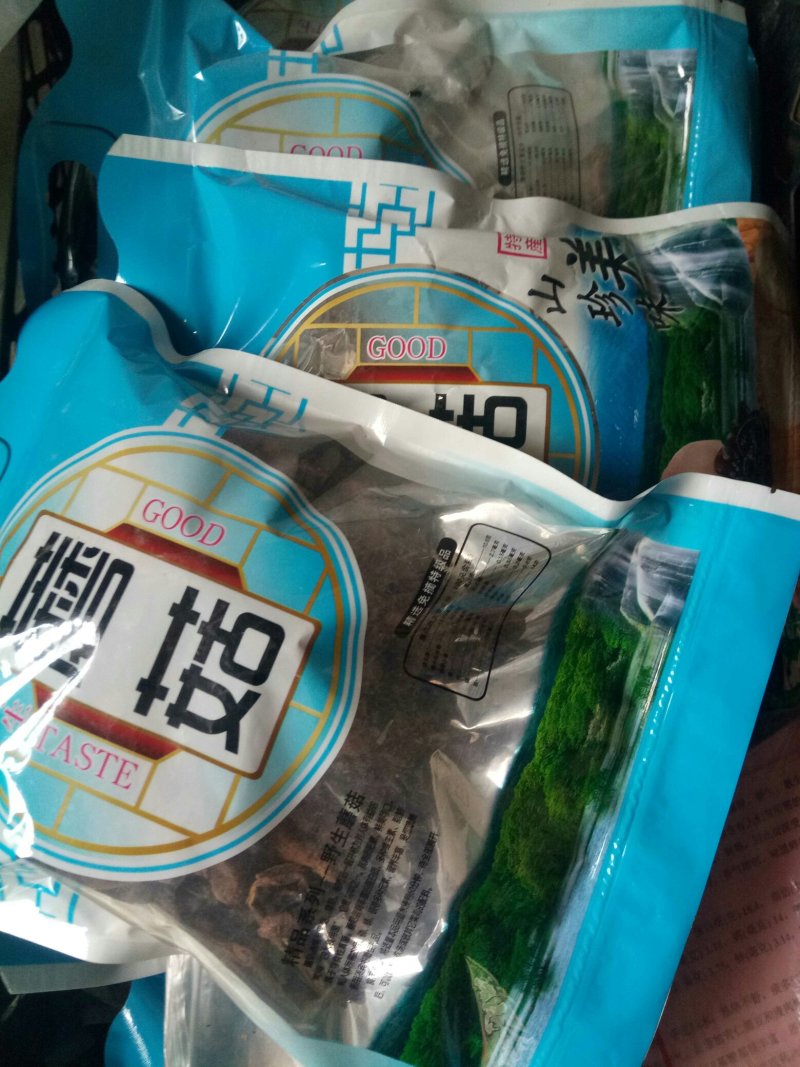 【推荐】食用菌松蘑，松菇条子串子大量有货欢迎咨询